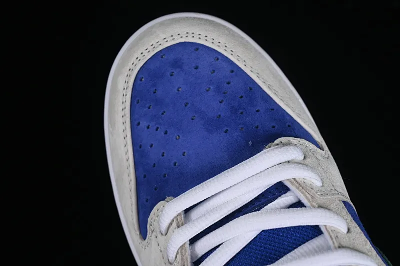 All categories Nk SB Dunk series Nk SB Dunk Low low-top sneakers N version Nk SB Dunk Low "Hyper Royal" Teenage Mutant Ninja Turtles Leonardo SB low-top casual sneakers HF3704-001
